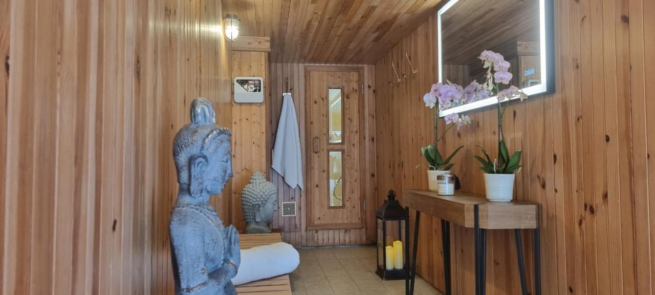 Couette-café Loup Castel Boutique