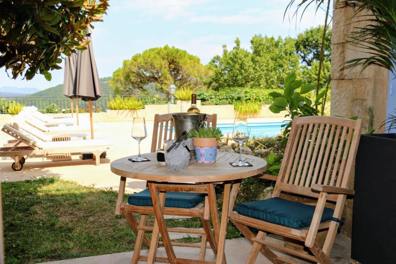 Loup Castel Boutique Couette-café Le Bar-sur-Loup